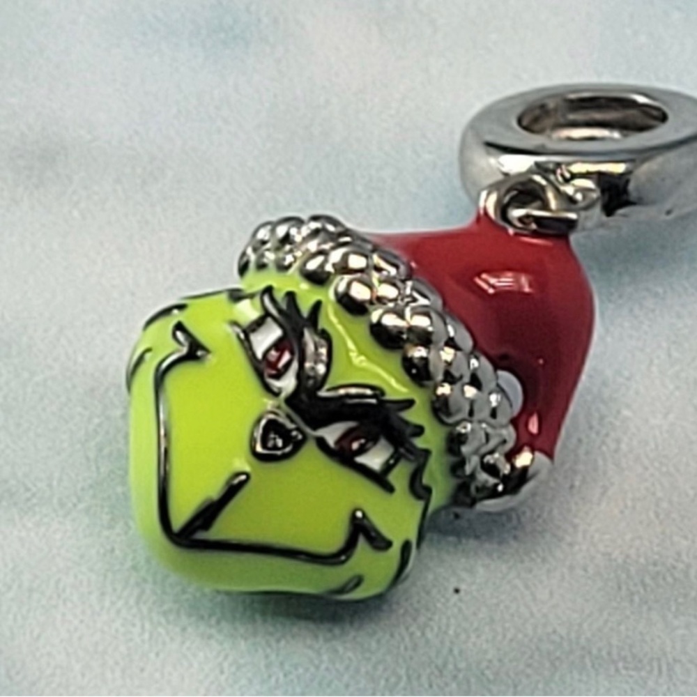 Grinch Sterling Silver S925 dangle charm..